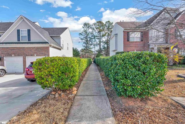 389 Heritage Point Drive, Simpsonville, SC 29681