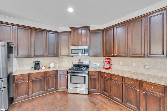 389 Heritage Point Drive, Simpsonville, SC 29681