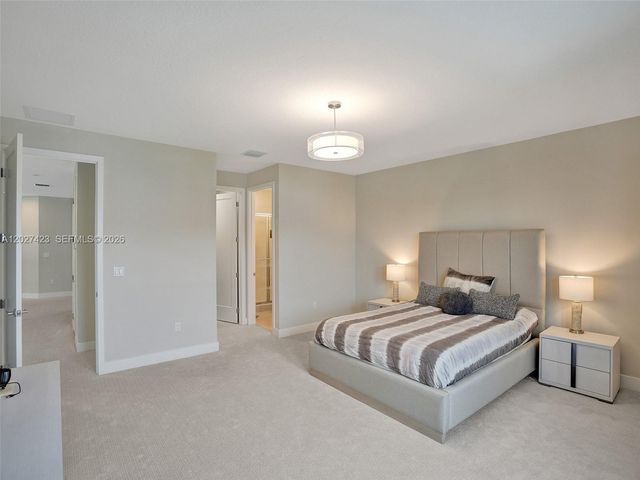 8642 Swinley Forest Way, Boca Raton, FL 33434