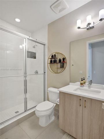 8642 Swinley Forest Way, Boca Raton, FL 33434