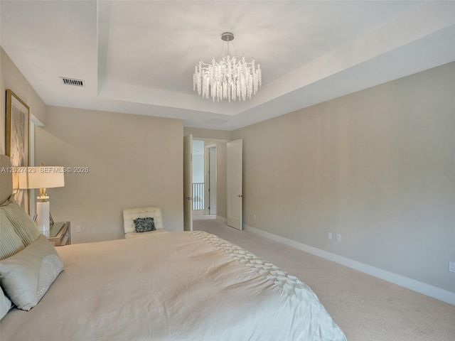 8642 Swinley Forest Way, Boca Raton, FL 33434