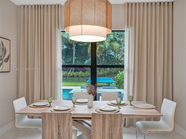 8642 Swinley Forest Way, Boca Raton, FL 33434