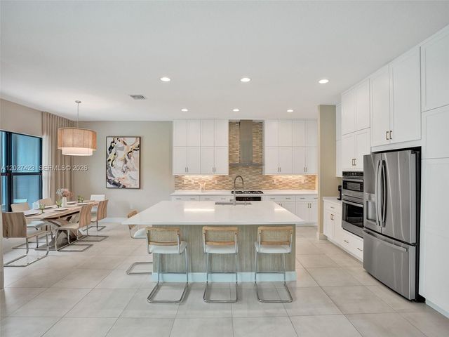 8642 Swinley Forest Way, Boca Raton, FL 33434
