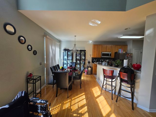 494 Vaughn Circle, Aurora, IL 60502