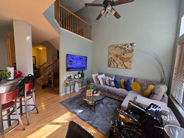 494 Vaughn Circle, Aurora, IL 60502