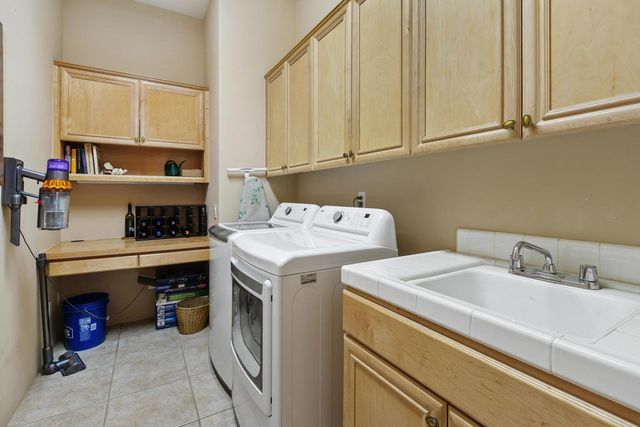 223 Kavenish Drive, Rancho Mirage, CA 92270