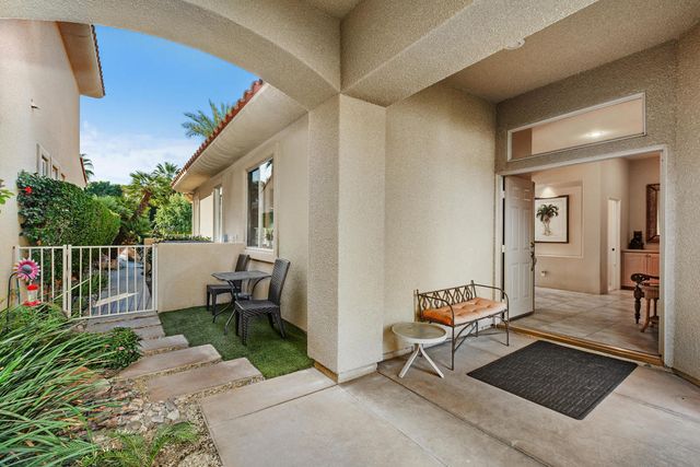 223 Kavenish Drive, Rancho Mirage, CA 92270