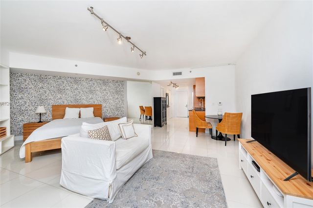 475 Brickell Ave 2908, Miami, FL 33131