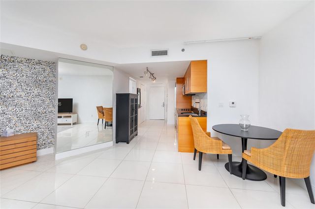 475 Brickell Ave 2908, Miami, FL 33131