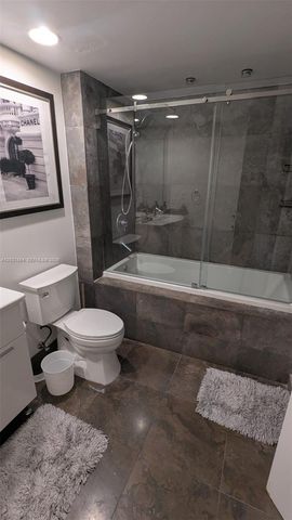 475 Brickell Ave 2908, Miami, FL 33131