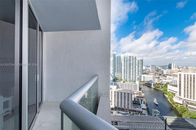 475 Brickell Ave 2908, Miami, FL 33131
