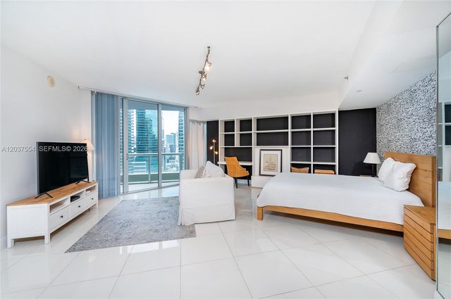 475 Brickell Ave 2908, Miami, FL 33131