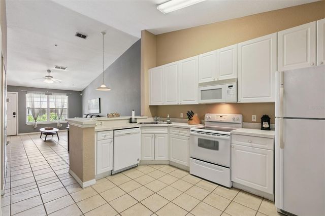 145 RESERVE CIRCLE 205, Oviedo, FL 32765