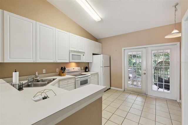 145 RESERVE CIRCLE 205, Oviedo, FL 32765