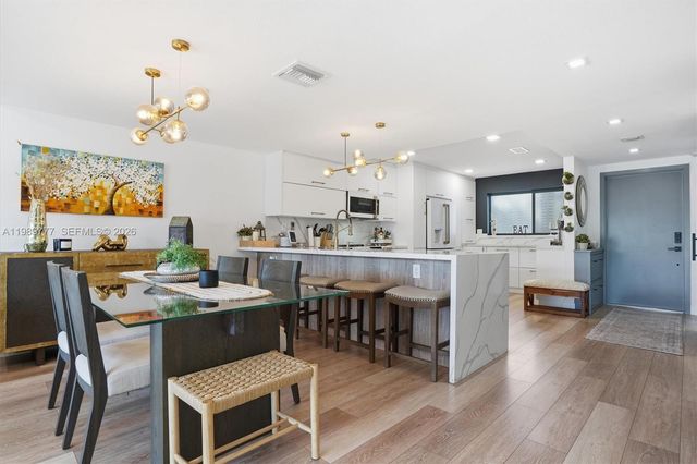 4000 NE 168th St 113B, North Miami Beach, FL 33160