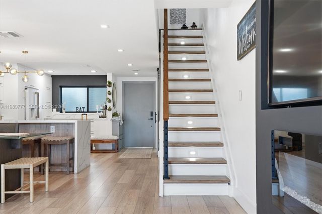 4000 NE 168th St 113B, North Miami Beach, FL 33160