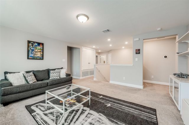 140 Auburn ST, Kyle, TX 78640