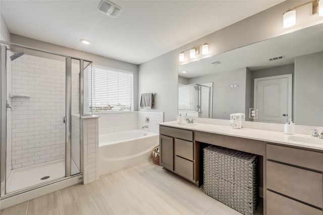 140 Auburn ST, Kyle, TX 78640