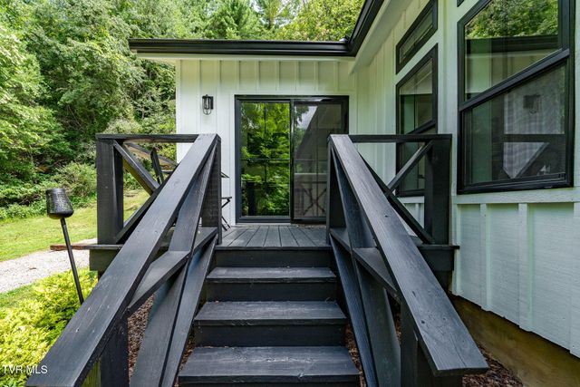703 Pinecrest Street, Mountain City, TN 37683