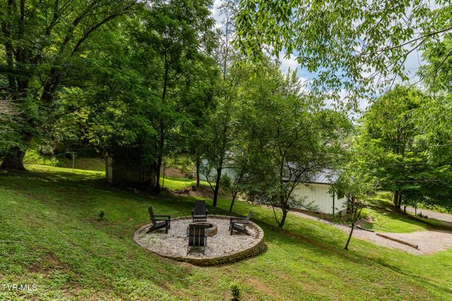 703 Pinecrest Street, Mountain City, TN 37683
