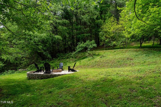 703 Pinecrest Street, Mountain City, TN 37683