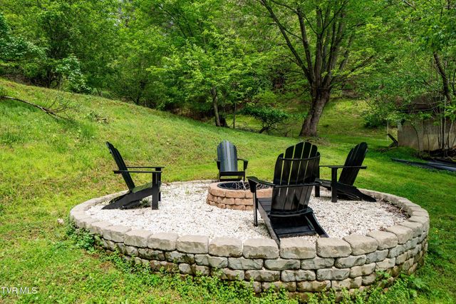703 Pinecrest Street, Mountain City, TN 37683