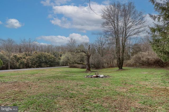 7960 RIDER LN, Hummelstown, PA 17036