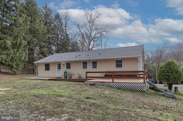 7960 RIDER LN, Hummelstown, PA 17036