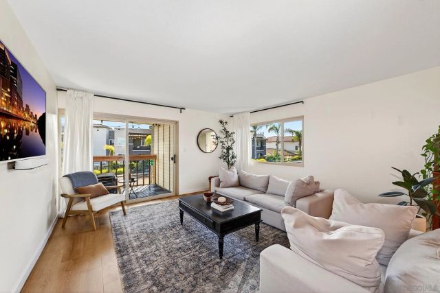 1031 Susana Ct, San Marcos, CA 92078