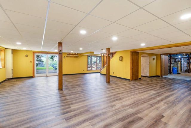 W212N10497 Parkland CIRCLE, Colgate, WI 53017
