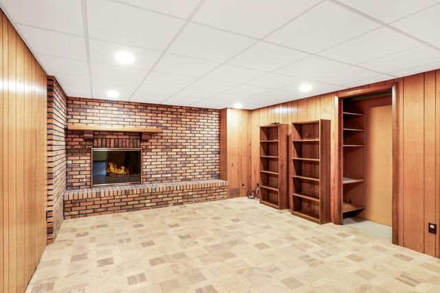 W212N10497 Parkland CIRCLE, Colgate, WI 53017