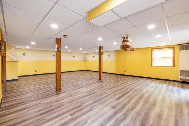 W212N10497 Parkland CIRCLE, Colgate, WI 53017