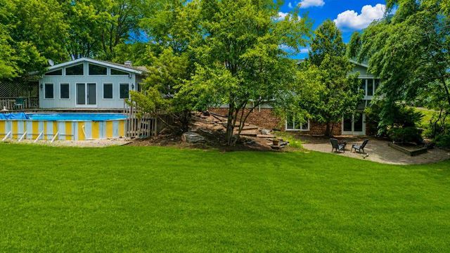W212N10497 Parkland CIRCLE, Colgate, WI 53017