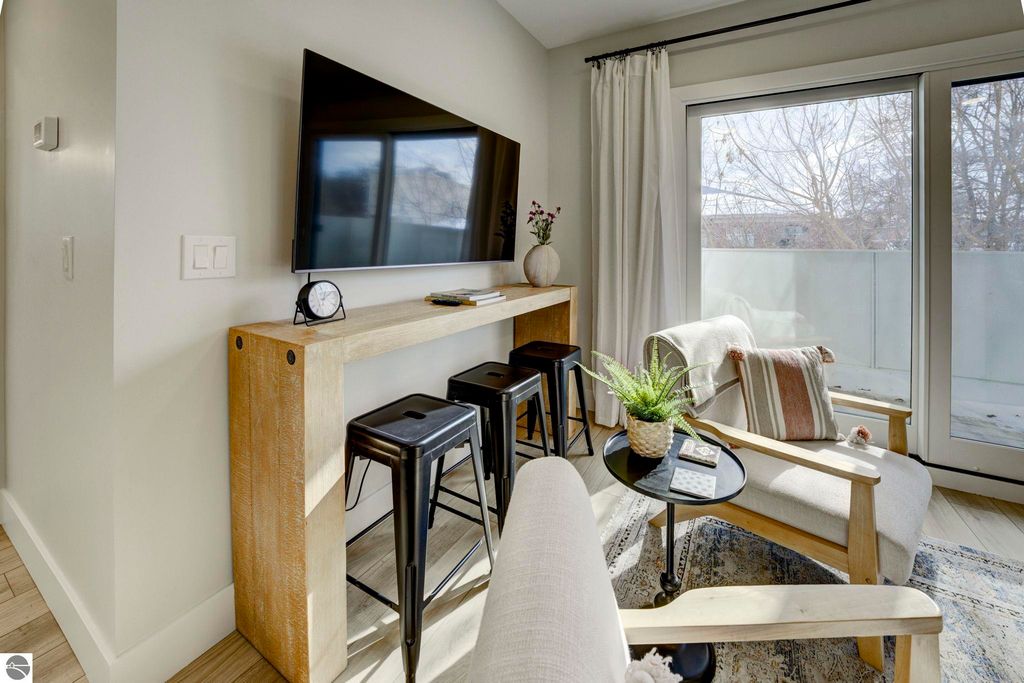 Image 14 of property listing at 708 Randolph Street # 206, Traverse City, MI 49684