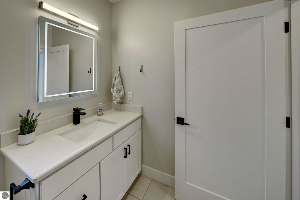 Image 24 of property listing at 708 Randolph Street # 206, Traverse City, MI 49684