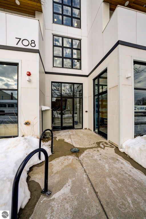 Image 39 of property listing at 708 Randolph Street # 206, Traverse City, MI 49684