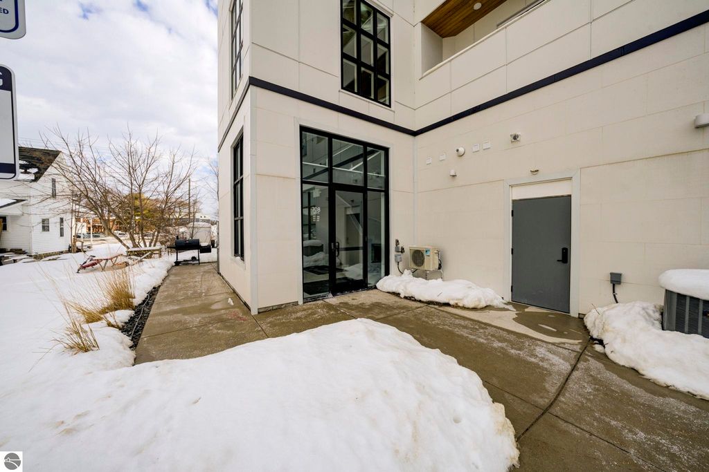Image 43 of property listing at 708 Randolph Street # 206, Traverse City, MI 49684