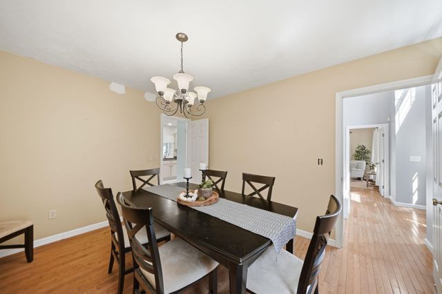 4 Longmeadow Road, Windham, NH 03087