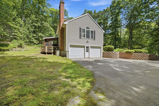 4 Longmeadow Road, Windham, NH 03087