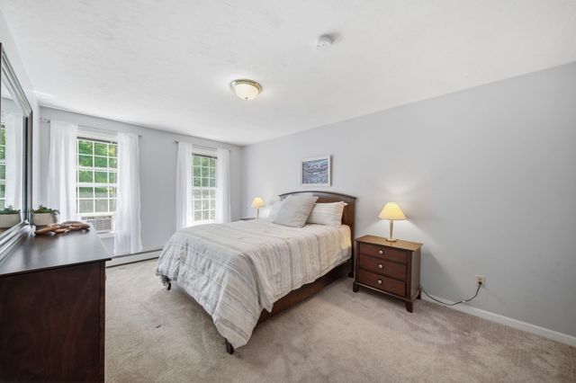 4 Longmeadow Road, Windham, NH 03087