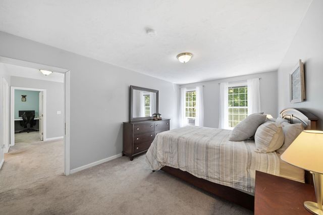 4 Longmeadow Road, Windham, NH 03087