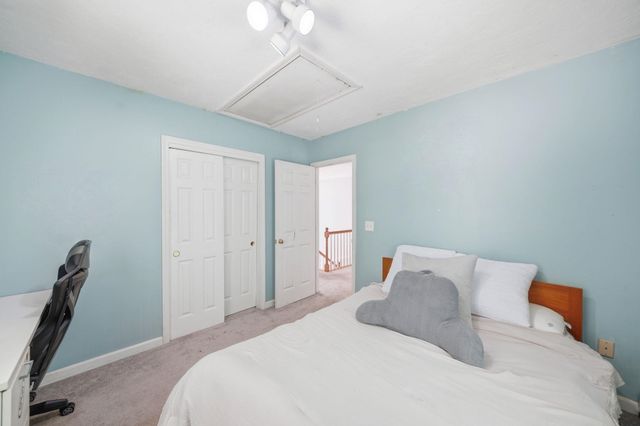 4 Longmeadow Road, Windham, NH 03087