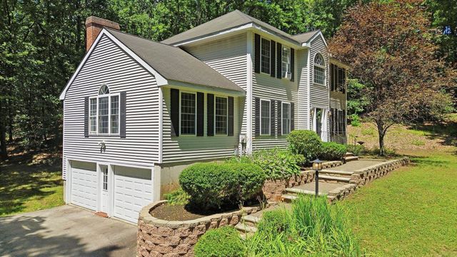 4 Longmeadow Road, Windham, NH 03087