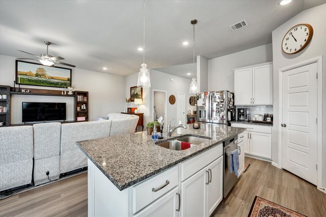 8913 Lantana Meadow Drive, Fort Worth, TX 76131