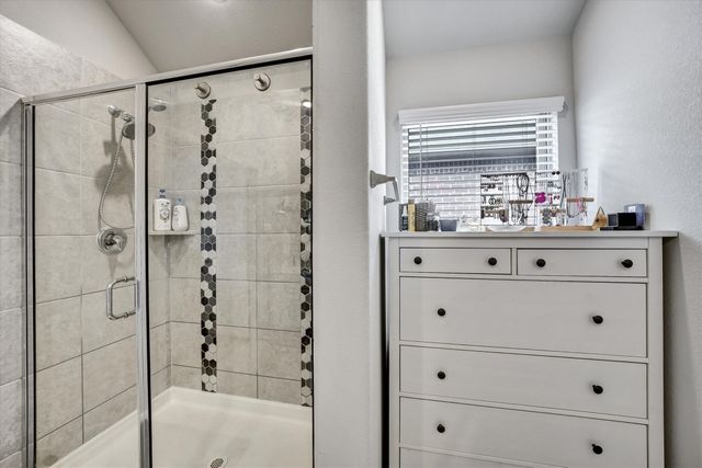 8913 Lantana Meadow Drive, Fort Worth, TX 76131