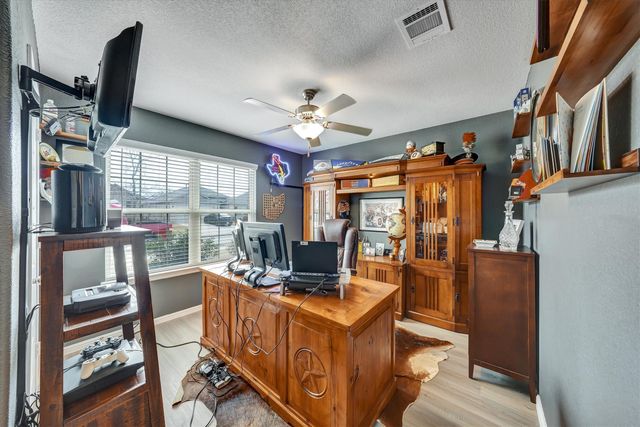 8913 Lantana Meadow Drive, Fort Worth, TX 76131