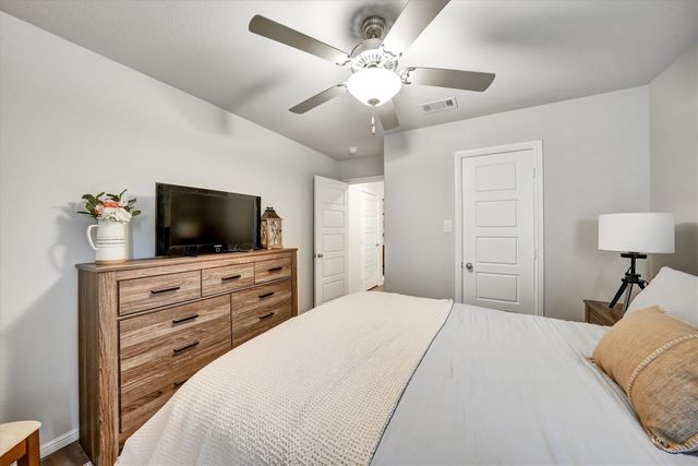 8913 Lantana Meadow Drive, Fort Worth, TX 76131