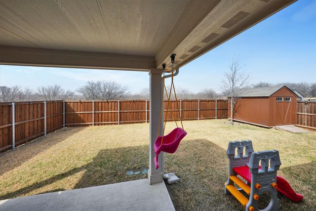 8913 Lantana Meadow Drive, Fort Worth, TX 76131