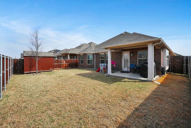 8913 Lantana Meadow Drive, Fort Worth, TX 76131