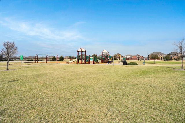 8913 Lantana Meadow Drive, Fort Worth, TX 76131